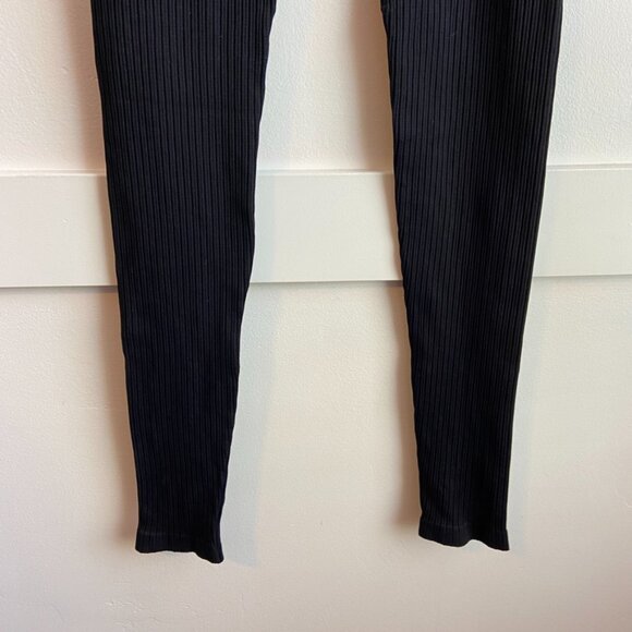 NWOT NUX Black Ribbed Leggings - Picture 6 of 6